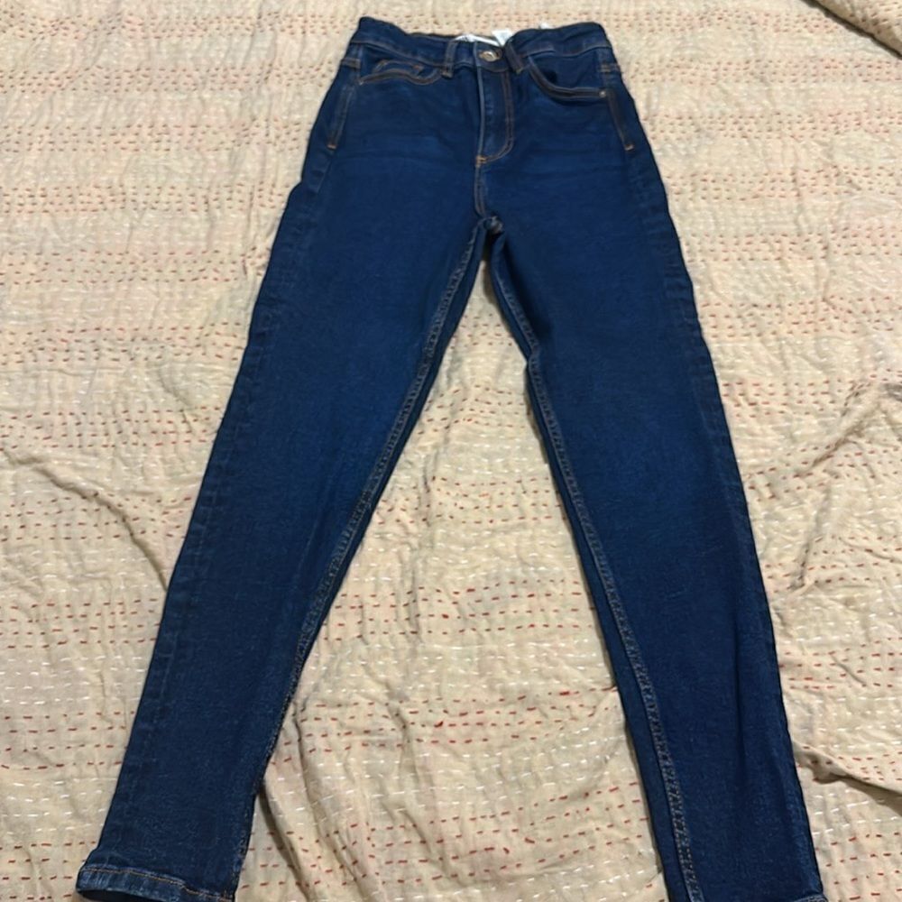 Zara Dark Wash Skinny Jeans